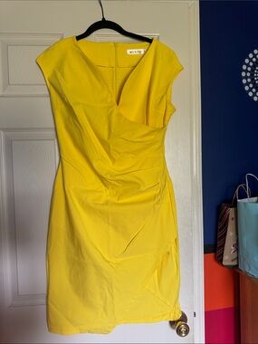 MUXXN Yellow Cap-Sleeve Draped Mini Dress